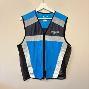 Amazon Blue High-Visibility Vest Uniform Delivery M/L